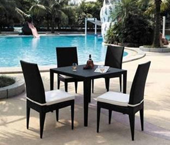 Rattan table and chairs PF1136